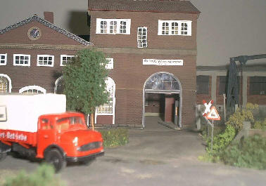 Die Schraubenfabrik Outbus im Bahnhof Mhlenrade 
(Foto: ?????)